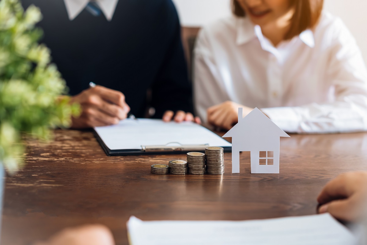 ¿Cuántos tiempo se tiene que ahorrar para pagar la entrada de la hipoteca?