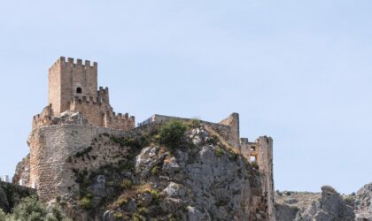 Cinco magníficos castillos en venta en habitaclia