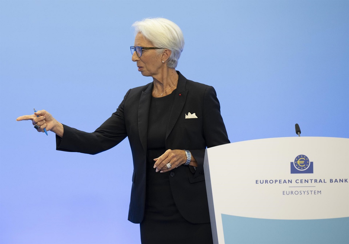 Lagarde se compromete a bajar la inflación, pero avisa que los tipos no pueden bajar los precios de la energía