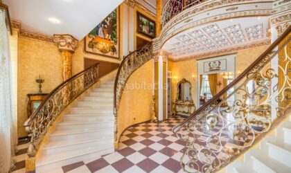 Una casa como un palacio: una de las mansiones más caras de habitaclia a las afueras de Madrid