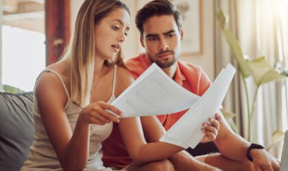 La letra pequeña de las hipotecas: ¿en qué hay que fijarse para saber exactamente cuánto vas a pagar?