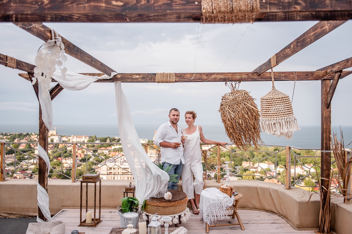 Qué tener en cuenta al decorar una terraza si está cerca del mar